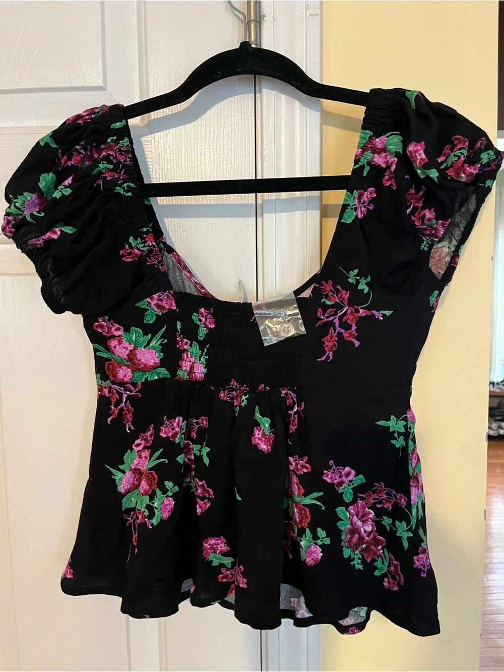 Free people puff sleeve Black Floral Button-Front Women's Top